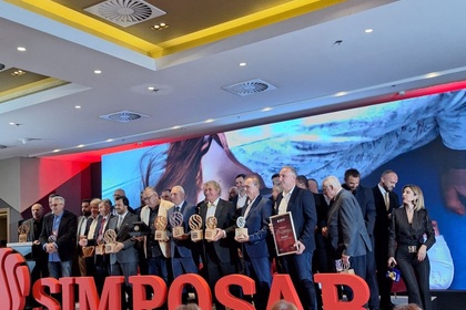 Международен спортен симпозиум с участието на най-известният български футболист Христо Стоичков